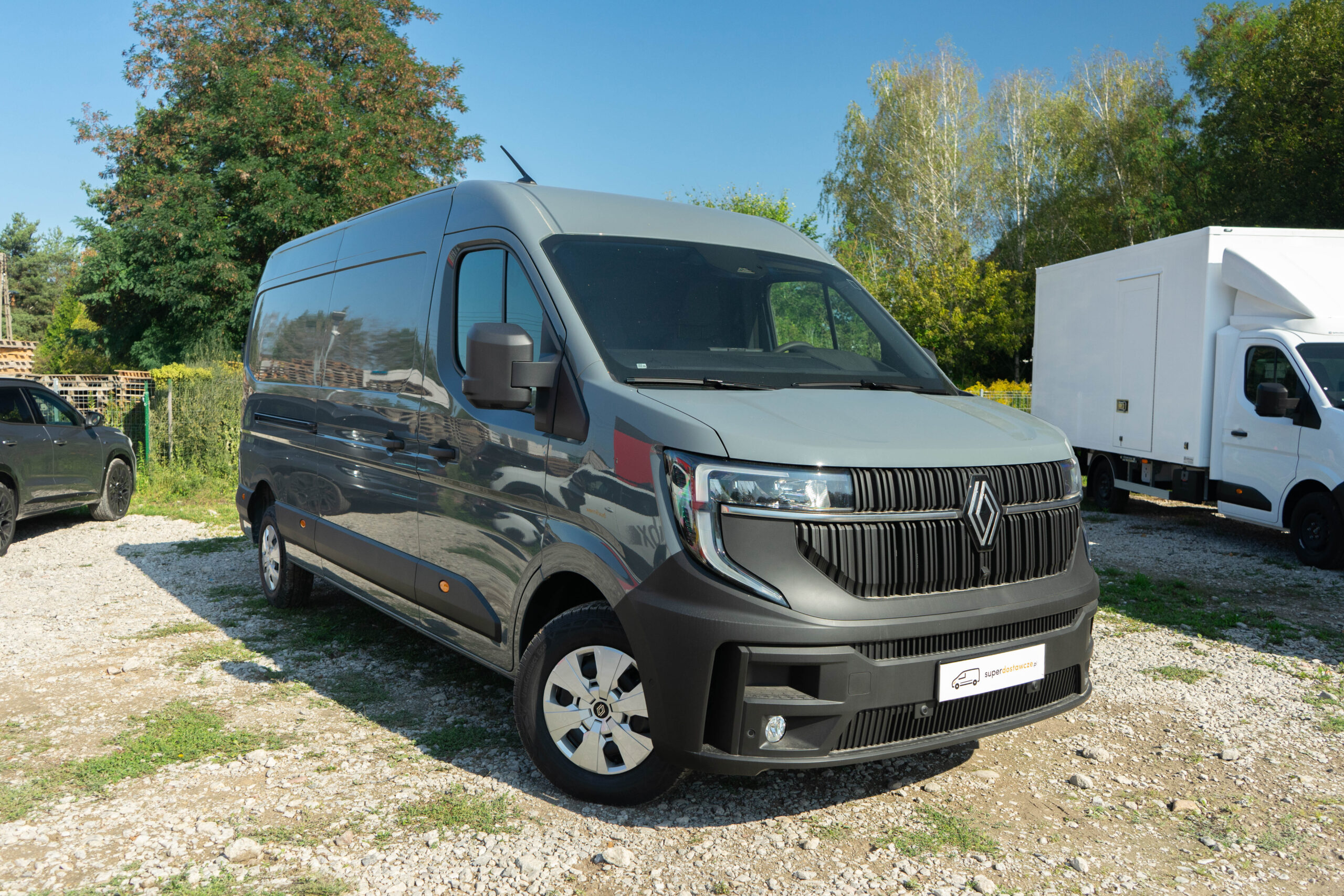 Renault Master – przestrzeń, moc i praktyczność w jednym
