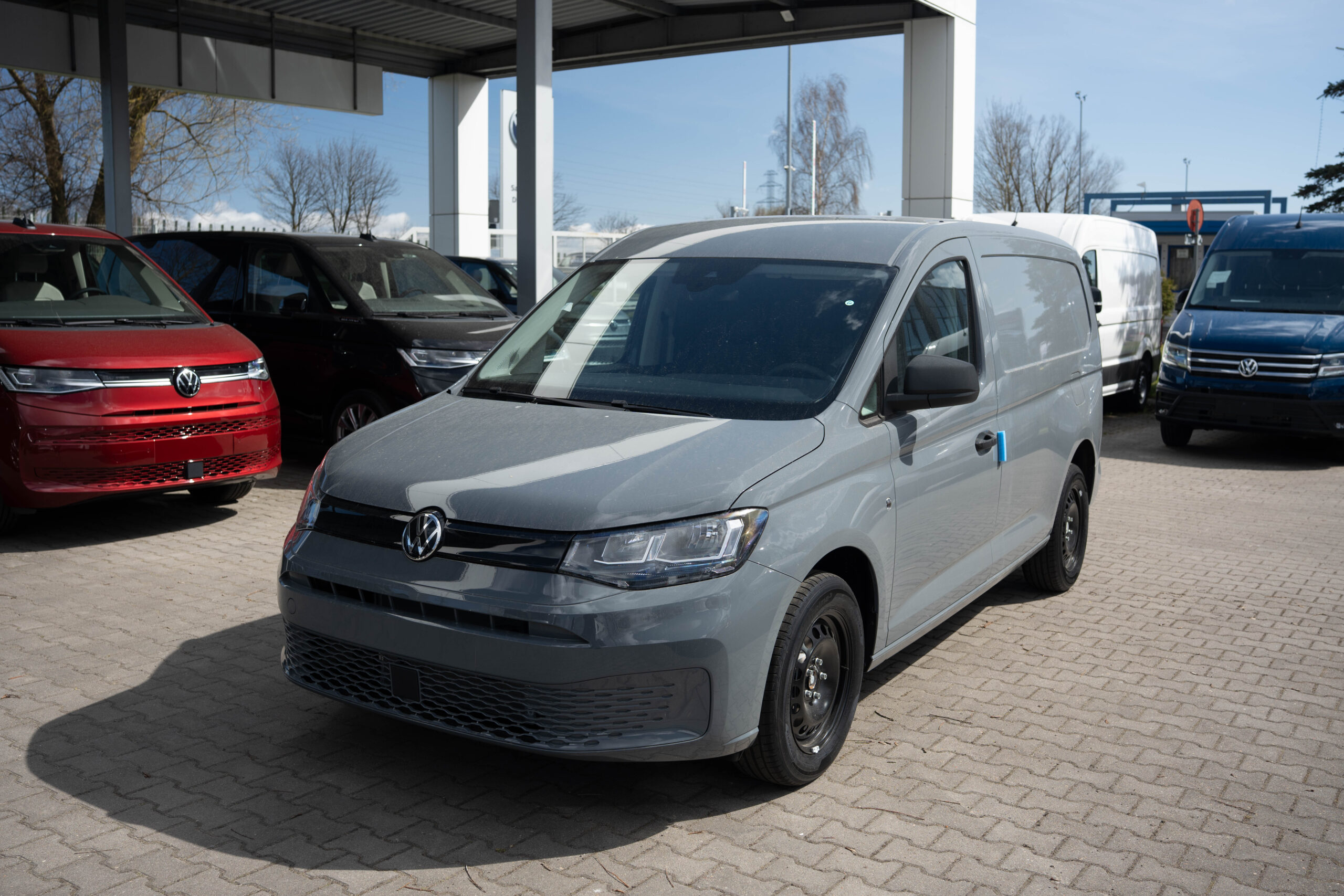 Najlepsze dostawczaki do miasta – TOP 5 modeli w 2025 roku